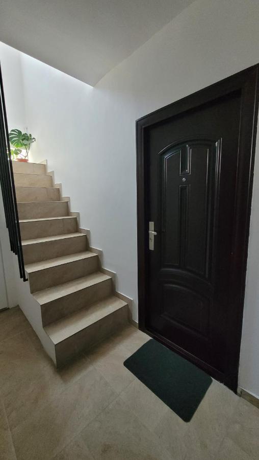 Luxury Mansion Apartment Bucharest Exterior photo